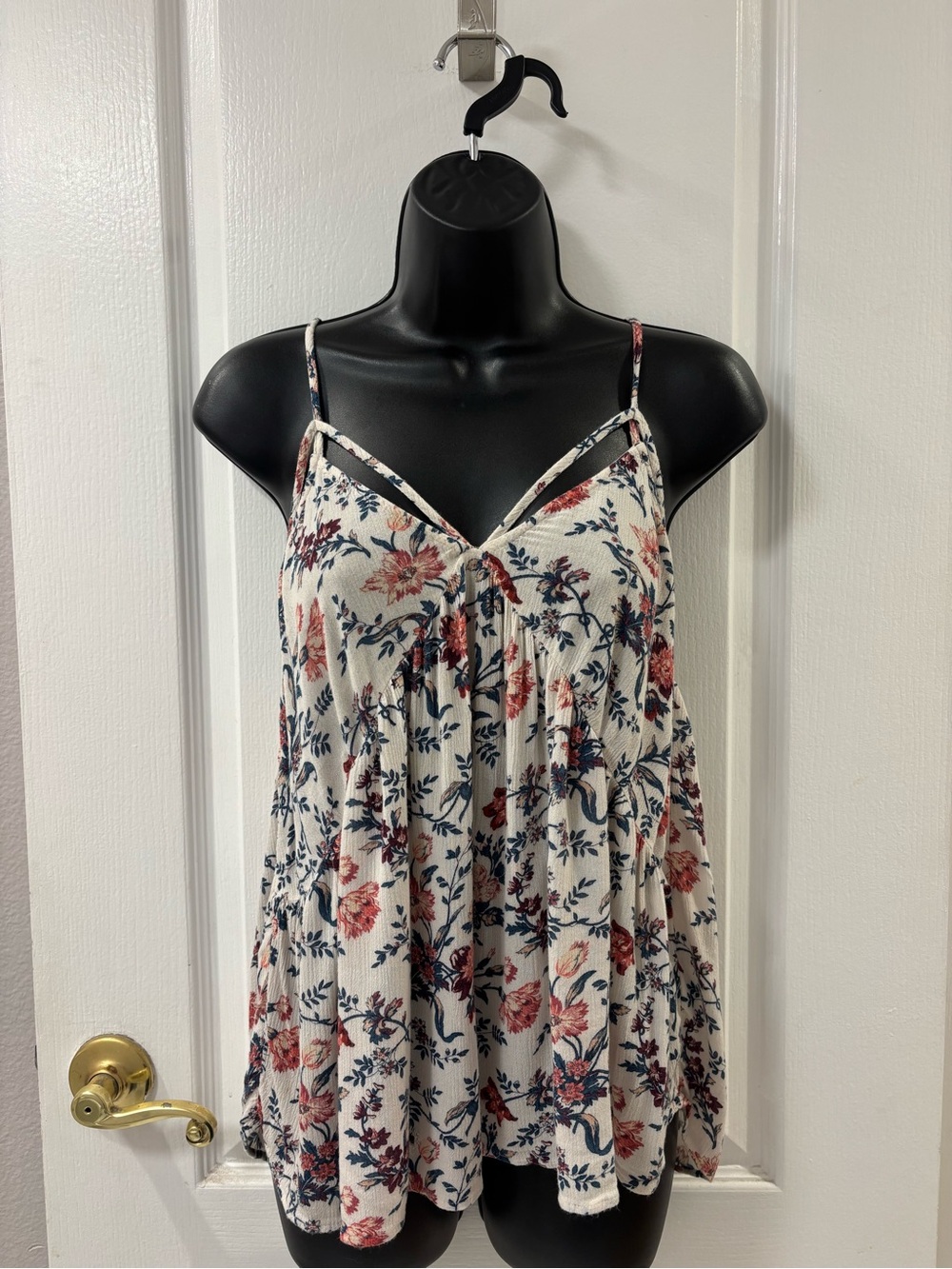American Eagle Boho Sweetheart Neck Strappy Open Back Flowy Cream Floral Tank M